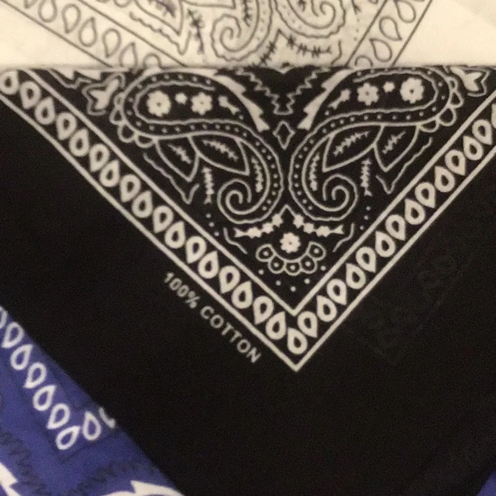 Set of Paisley Bandanas in Black, White, and Pink blue size 20.5”x20.5” lot of 6